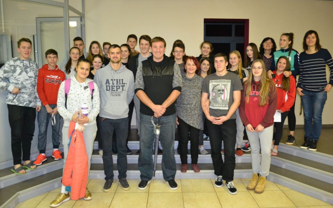 POGOVORNI VEČER Z MATJAŽEM SMODIŠEM